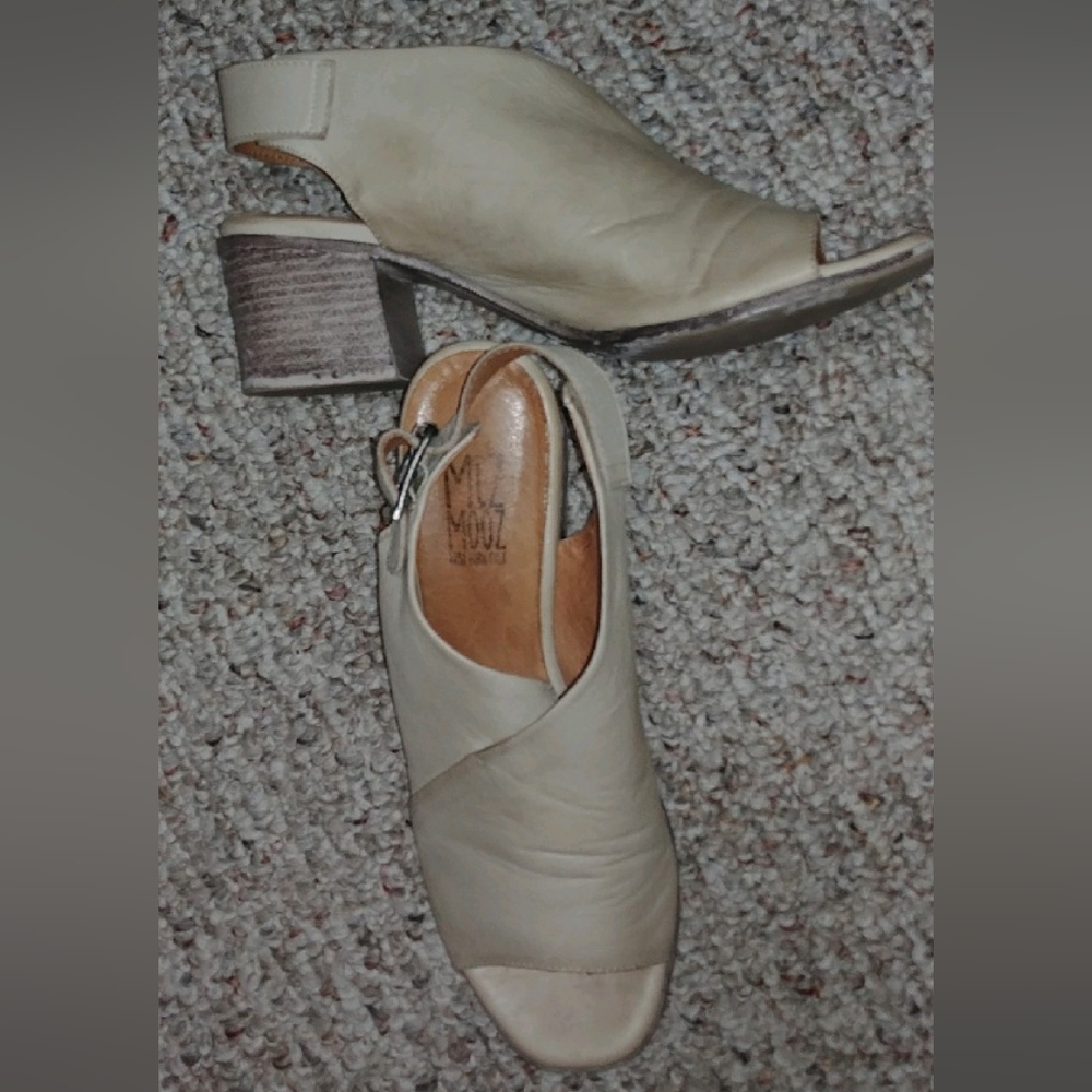 Miz Mooz Song slingback heels